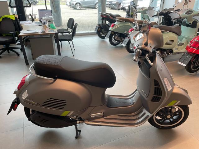 VESPA GTS 300 Super Tech EURO 5 - NUOVO IN PRONTA CONSEGNA! Immagine 3