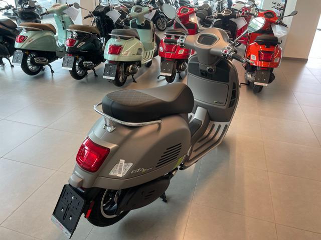 VESPA GTS 300 Super Tech EURO 5 - NUOVO IN PRONTA CONSEGNA! Immagine 4