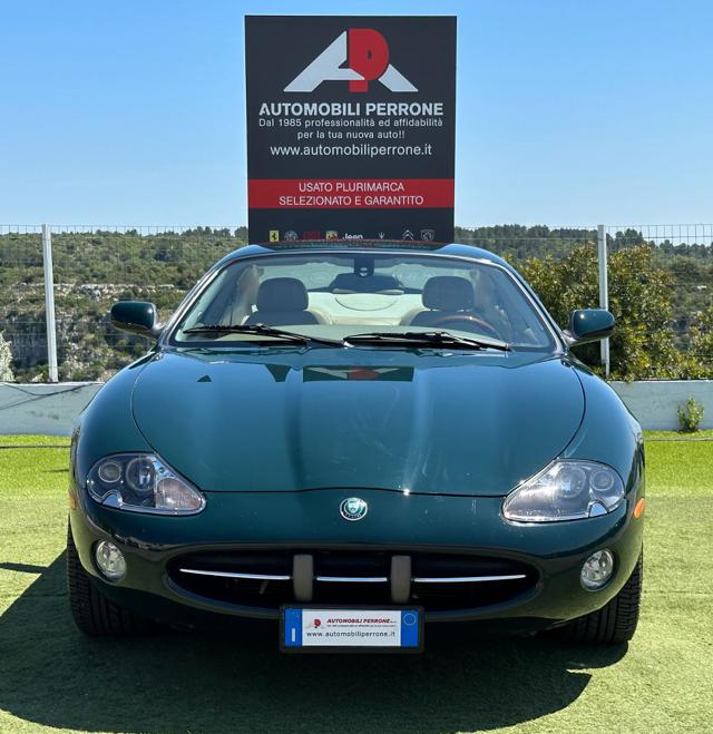 JAGUAR XK8 4.2 V8 Coupé Immagine 1