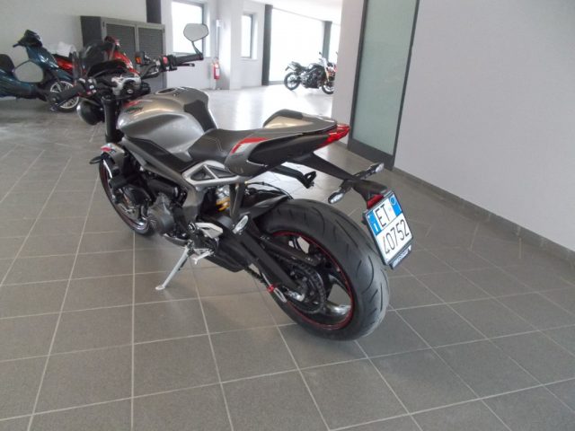 TRIUMPH Speed Triple RS 765 Immagine 3