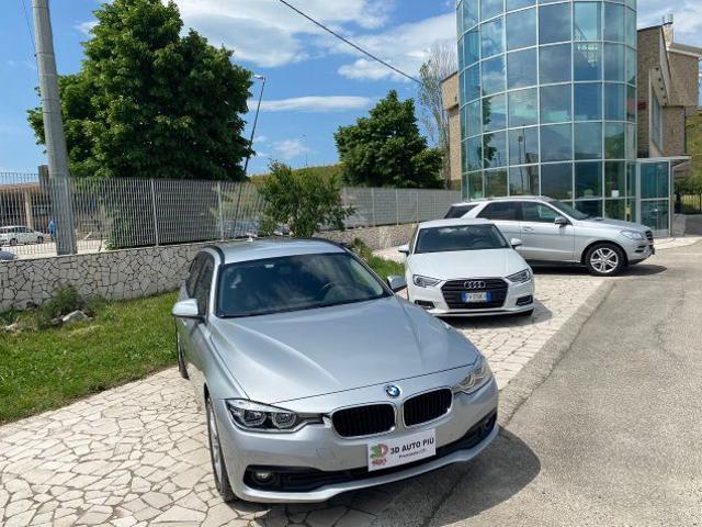 BMW 320 d Touring Business Advantage AUTOMATICLEDTECNOLOGY Immagine 2