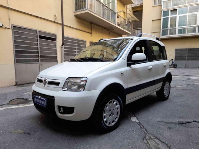 FIAT Panda 1.2 4x4 Climbing Immagine 0