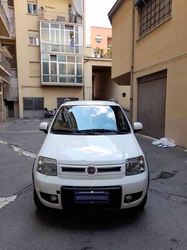 FIAT Panda 1.2 4x4 Climbing Immagine 1