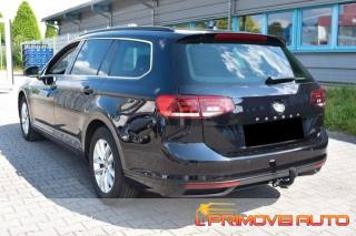 VOLKSWAGEN Passat Variant usata, con Fendinebbia
