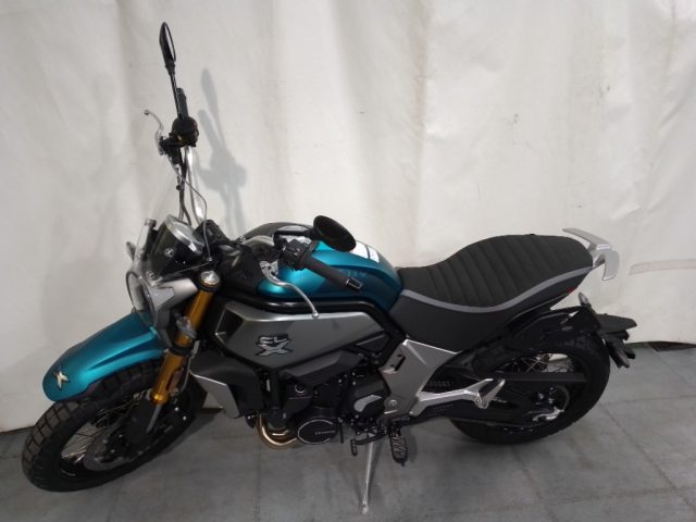 CF MOTO 700CL-X ADVENTURE Immagine 1