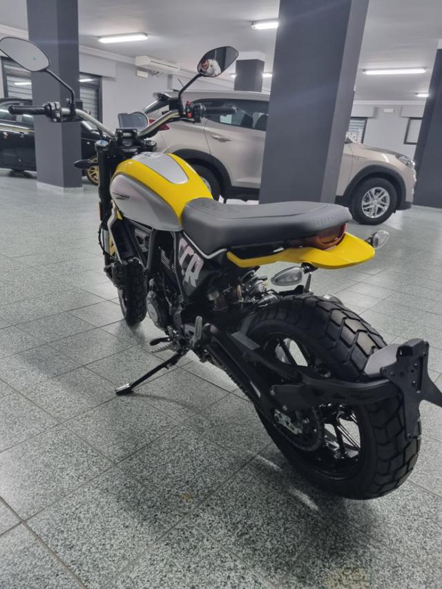 DUCATI Scrambler 800 ICON Immagine 2