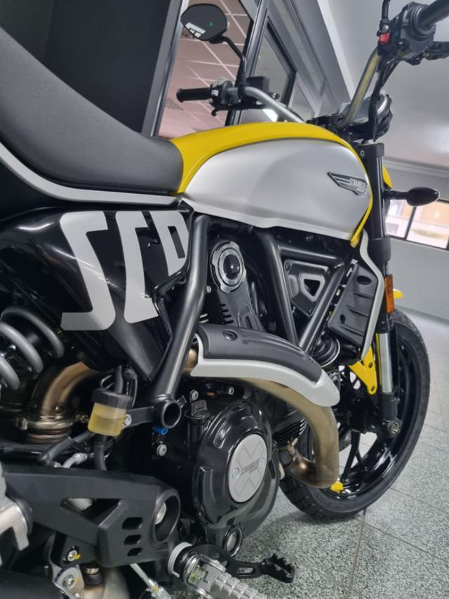 DUCATI Scrambler 800 ICON Immagine 4