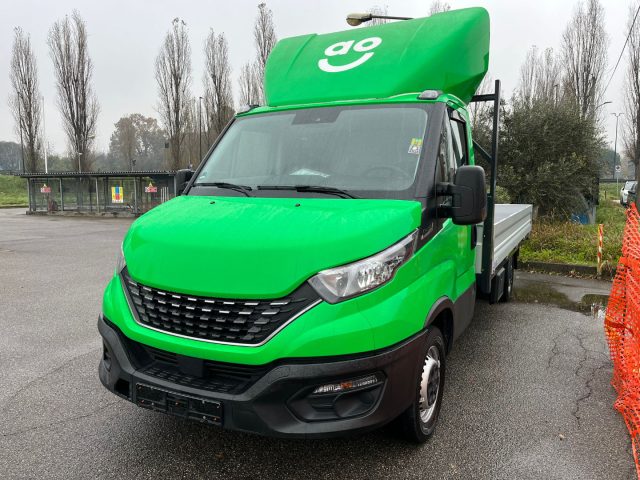 IVECO Daily 35S14HA8V 2.3 HPT Cassonato Hi-Matic Immagine 0