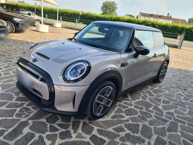 MINI Cooper SE Electric Immagine 2