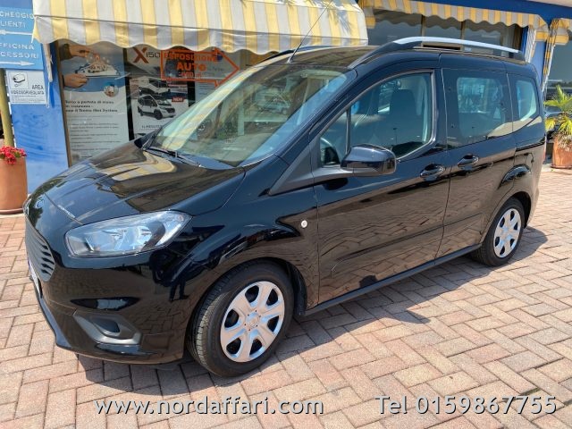 FORD Tourneo Courier - foto: 1