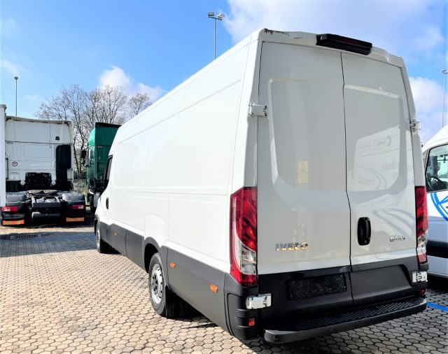 IVECO Daily 35S16 passo lungo T.A Immagine 4