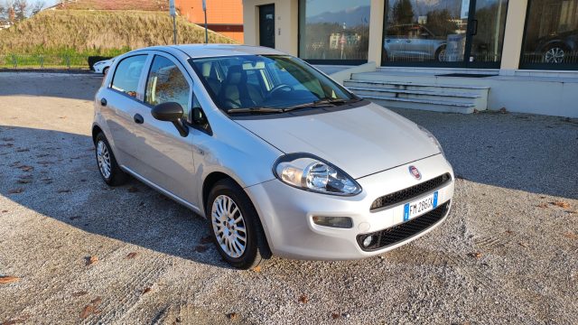 FIAT Punto 1.3 MJT II S&S 95 CV 5 porte Street Immagine 1