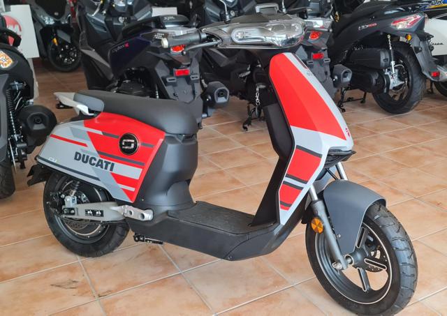 SUPER SOCO CUX Special Ducati Immagine 0