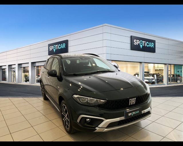 FIAT Tipo Station Wagon My23 1.0 100cv Bz Sw Cross Immagine 2