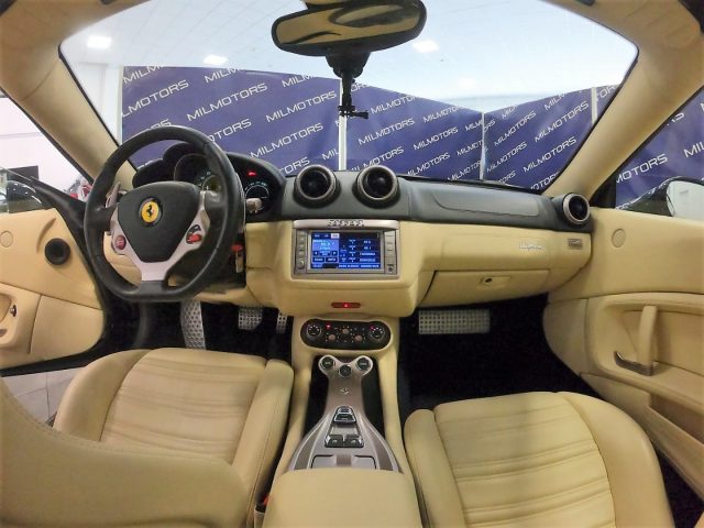 FERRARI CALIFORNIA DCT - foto 44