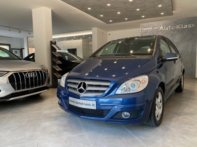 MERCEDES-BENZ B 180 NGT BlueEFFICIENCY di Unico Proprietario Immagine 0