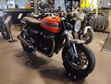 TRIUMPH Speed Twin 1200