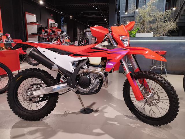 KTM EXC 250 F 2024 Immagine 1