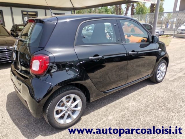 SMART ForFour 70 1.0 Passion Immagine 4