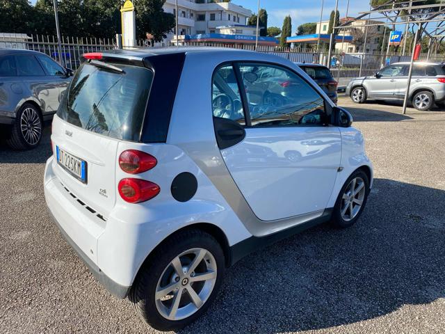 SMART ForTwo 800 33 kW coupé passion cdi euro 4 Immagine 4