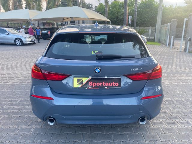 BMW 118 D 5P. AUTOMATIC  SPORT - foto 24