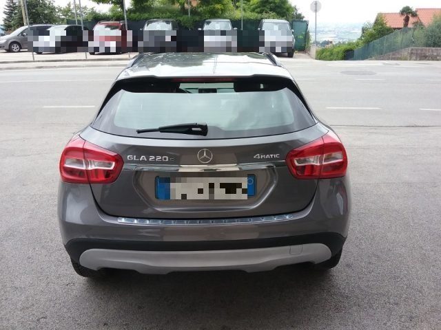 MERCEDES-BENZ GLA 220 RECANATI - d Automatic 4Matic Premium Immagine 4