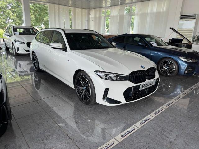 BMW 320 d 48V xDrive Touring Msport Immagine 1