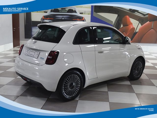 FIAT 500e 3+1 118cv eDrive Icon Immagine 1