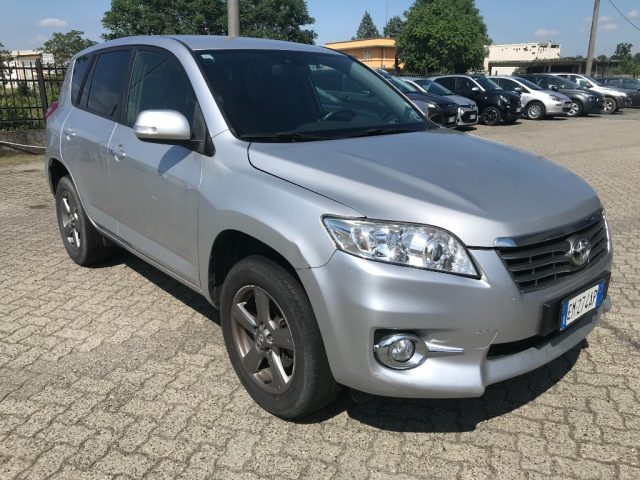 TOYOTA RAV 4 RAV4 Crossover 2.2 D-4D 150 CV Lounge Immagine 0