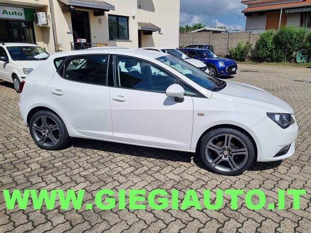 SEAT Ibiza 1.4 TDI 90 CV Immagine 3