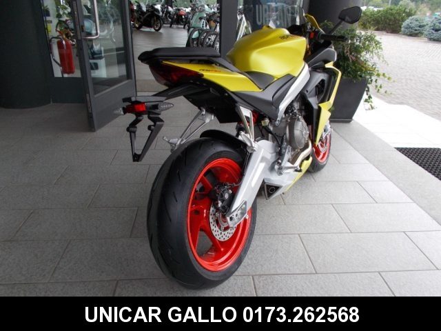 APRILIA RS 660 acid gold Immagine 1