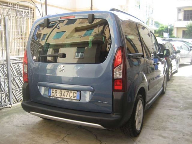 PEUGEOT PARTNER TEPEE 1.6 HDI 115 CV OUTDOOR - foto 3