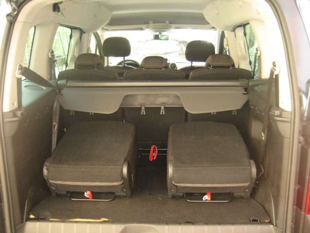 PEUGEOT PARTNER TEPEE 1.6 HDI 115 CV OUTDOOR - foto 7
