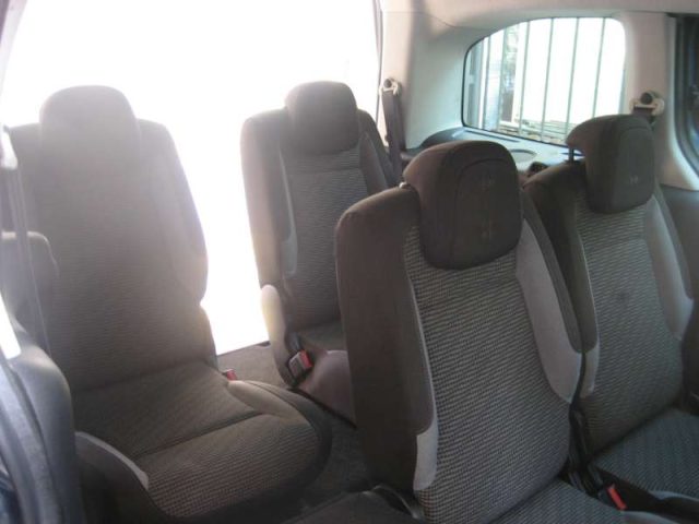 PEUGEOT PARTNER TEPEE 1.6 HDI 115 CV OUTDOOR - foto 13