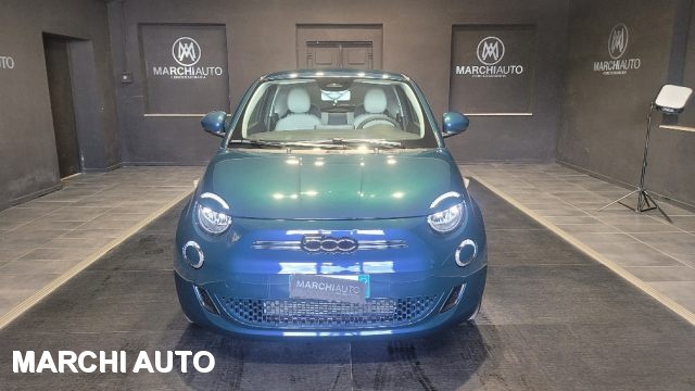 FIAT 500e Berlina 42 kWh Icon Immagine 1