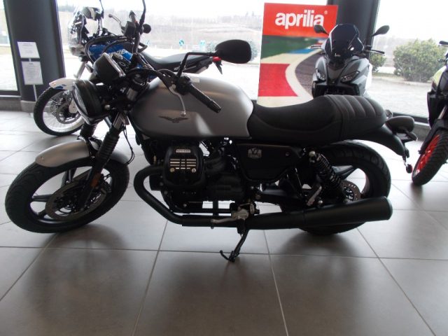 MOTO GUZZI V7 STONE Immagine 4