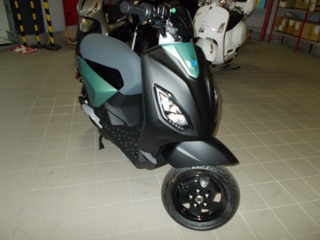 PIAGGIO 1 Active 60KM/H Immagine 2