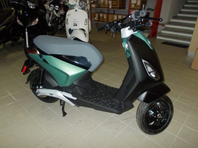 PIAGGIO 1 Active 60KM/H Immagine 3