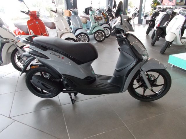 PIAGGIO Liberty S 50 SPORT Immagine 4