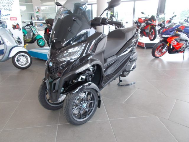 PIAGGIO MP3 MY 22 Immagine 1