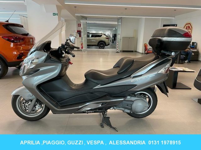 SUZUKI Burgman AN 400 UNICO PROPRIETARIO, 12 MESI DI GARANZIA! Immagine 3