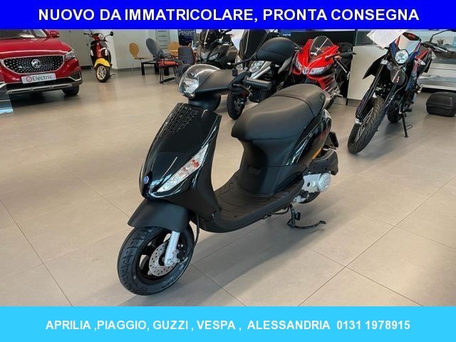 PIAGGIO Zip 50 NUOVO DA IMMATRICOLARE, PRONTA CONSEGNA! Immagine 0