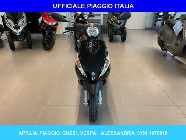 PIAGGIO Zip 50 NUOVO DA IMMATRICOLARE, PRONTA CONSEGNA! Immagine 1