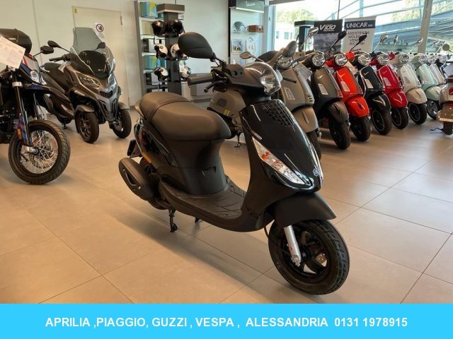 PIAGGIO Zip 50 NUOVO DA IMMATRICOLARE, PRONTA CONSEGNA! Immagine 2