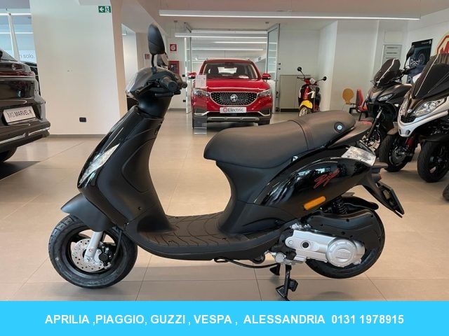 PIAGGIO Zip 50 NUOVO DA IMMATRICOLARE, PRONTA CONSEGNA! Immagine 3