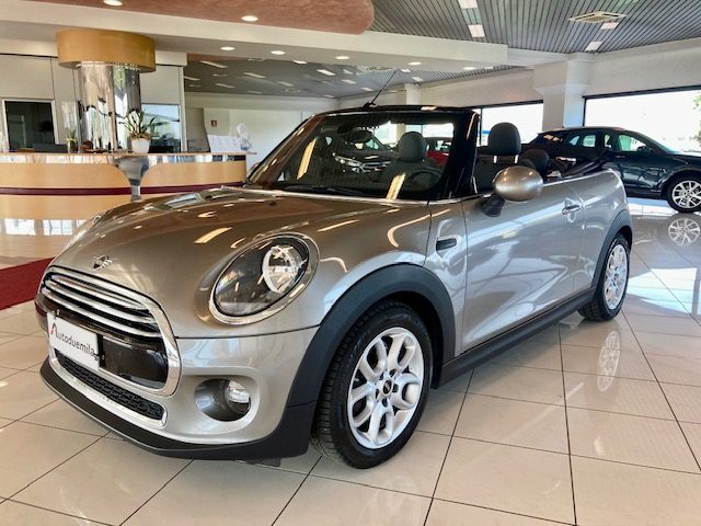 MINI Mini 1.5 Cooper Cabrio Navigatore  / Pelle Alcantara Immagine 0