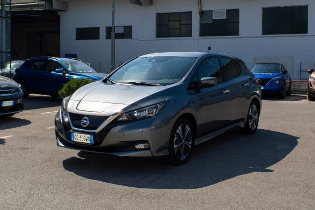 NISSAN Leaf N-Connecta 40 KWh Aziend. Immagine 2