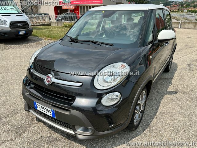 FIAT 500L 1.6 Multijet 120 CV Trekking Immagine 0