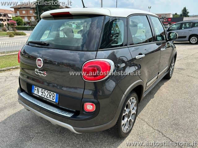 FIAT 500L 1.6 Multijet 120 CV Trekking Immagine 3