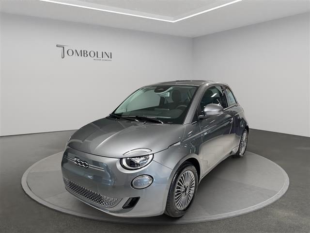 FIAT 500 e 42 kWh Icon Immagine 1